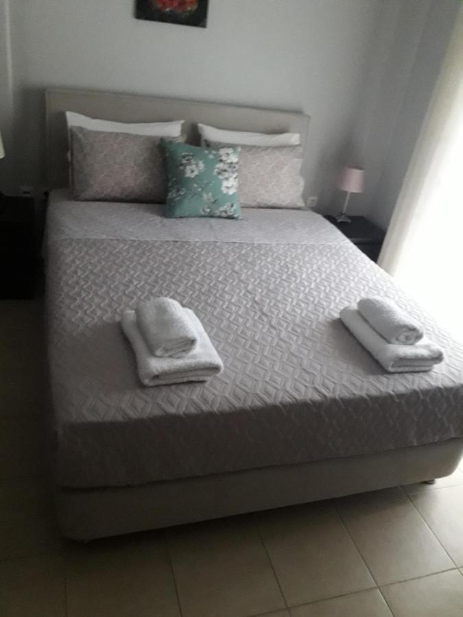 M&J Apartments นิกิติ ภายนอก รูปภาพ