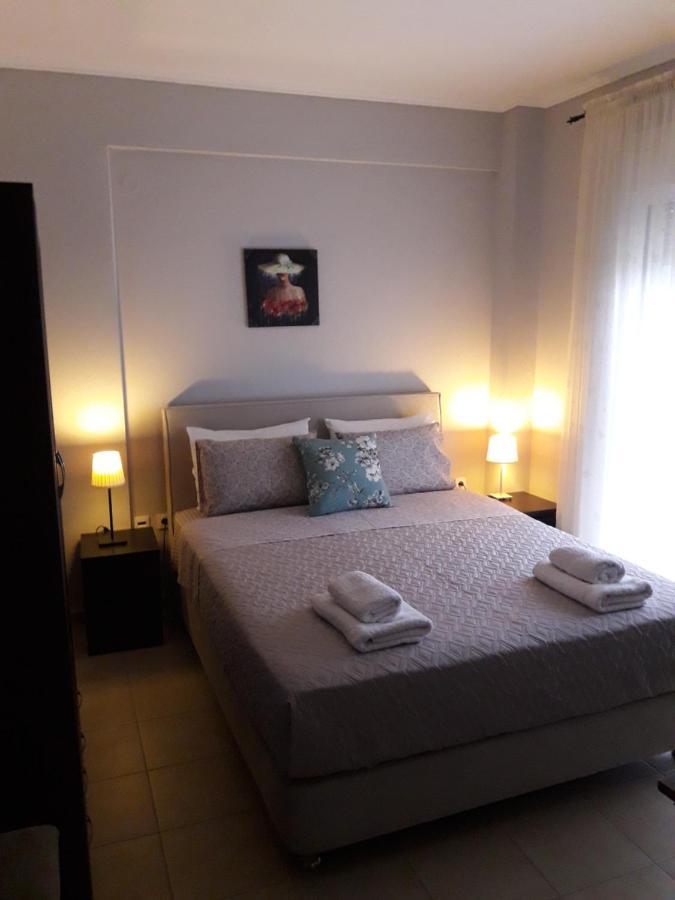 M&J Apartments นิกิติ ภายนอก รูปภาพ